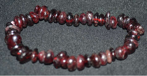 Garnet Chip Bracelet FIRE ELEMENT