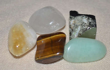 5 Large Crystals to attract Luck, money, energy, protection and abundance in general