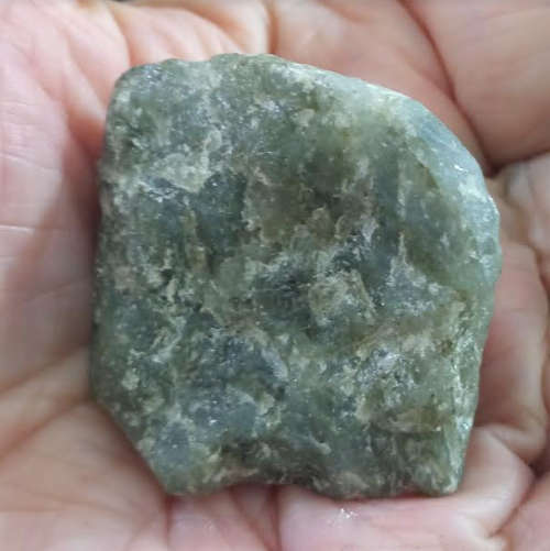 Rough Labradorite   It clears away any dark or murky energy within your mind, body and spirit