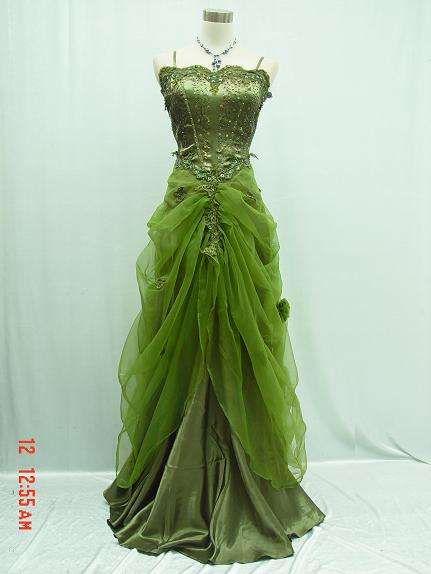 Dark green gown size Size 14-16