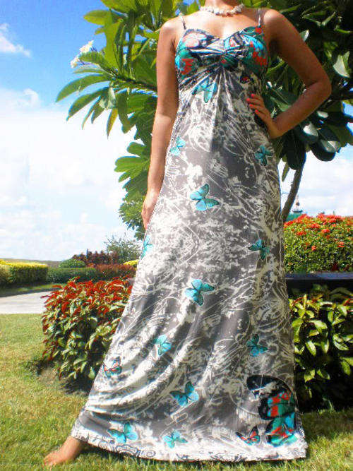 Stunning Maxi Dress SIZE MEDIUM