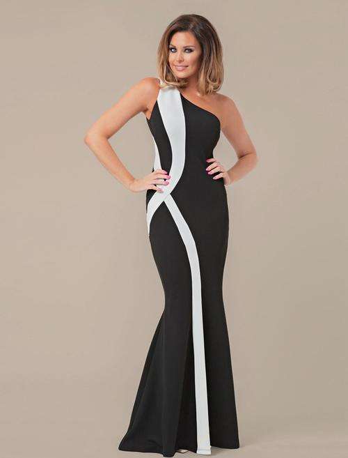 Stunning Dress    M / L / XL / 2XL / 3XL