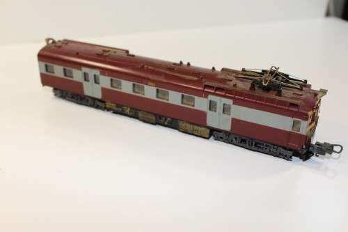 Lima : Suburban Powered Coach