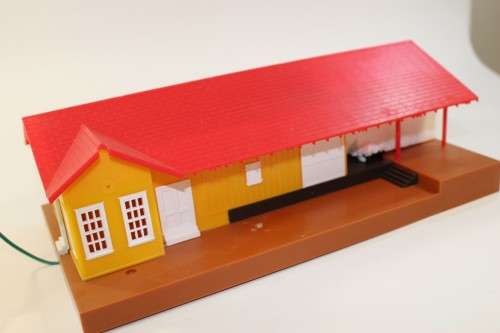 Bachmann : Lighted Freight Station
