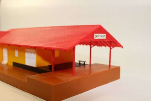 Bachmann : Lighted Freight Station