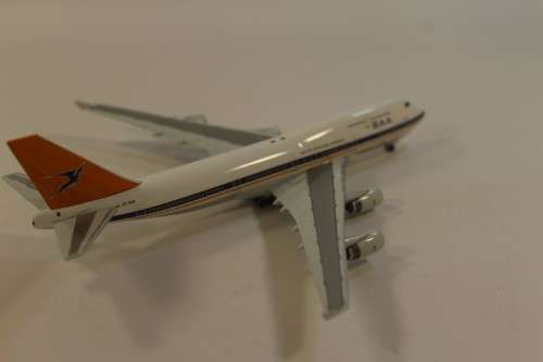 South African Die Caste Model Plane :  SAA/SAL Boeing 747-444  ZS-SAV (Durban)