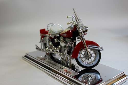 Harley Davidson : 1962 FLH Duo Glide