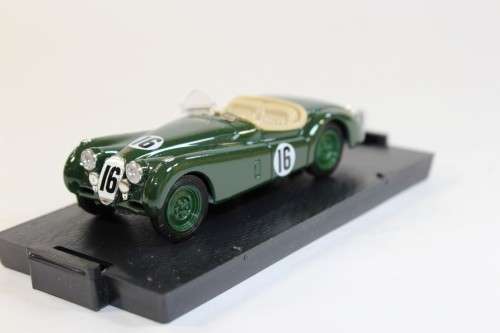 1950 : Jaguar XK120 Spider Le Mans (Peter Whitehead)