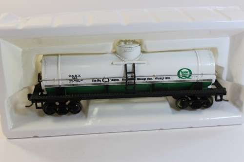 40' Single Dome Tanker ( Quaker State)