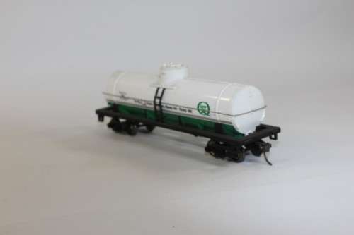40' Single Dome Tanker ( Quaker State)