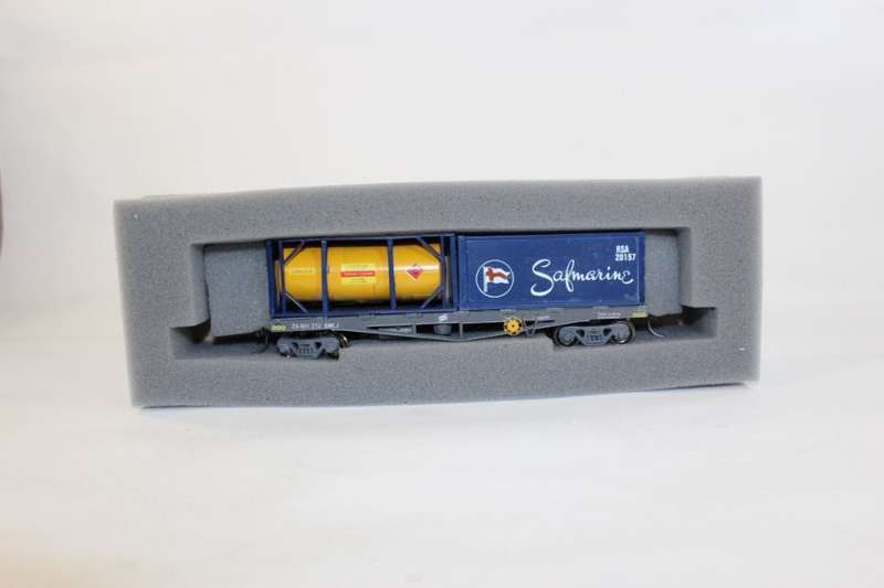 SARM : Safmarine & Tanktainer Container Wagon Kadee couplers