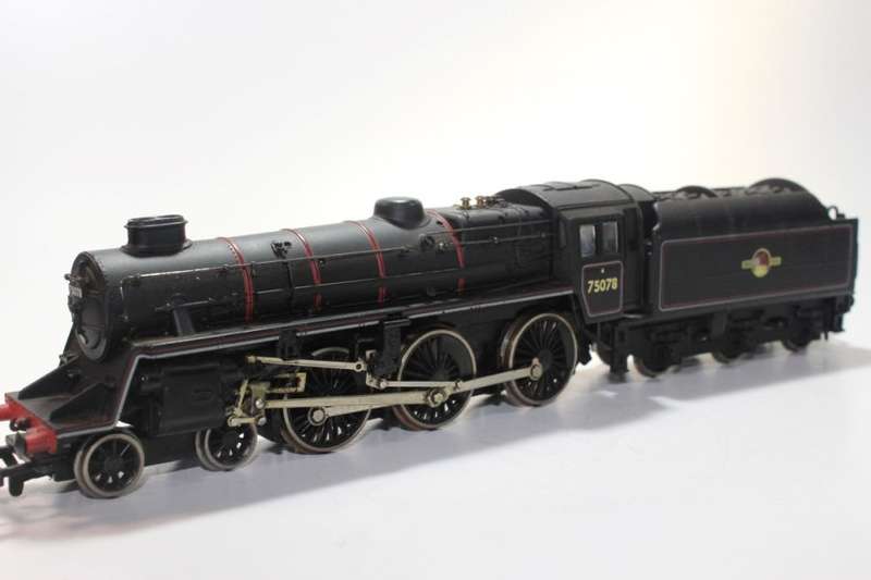 Bachmann : 4-6-0 BR Standard Locomotive
