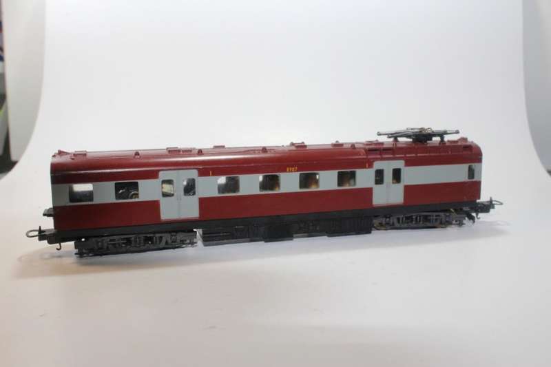 Lima : Suburban Powered Coach