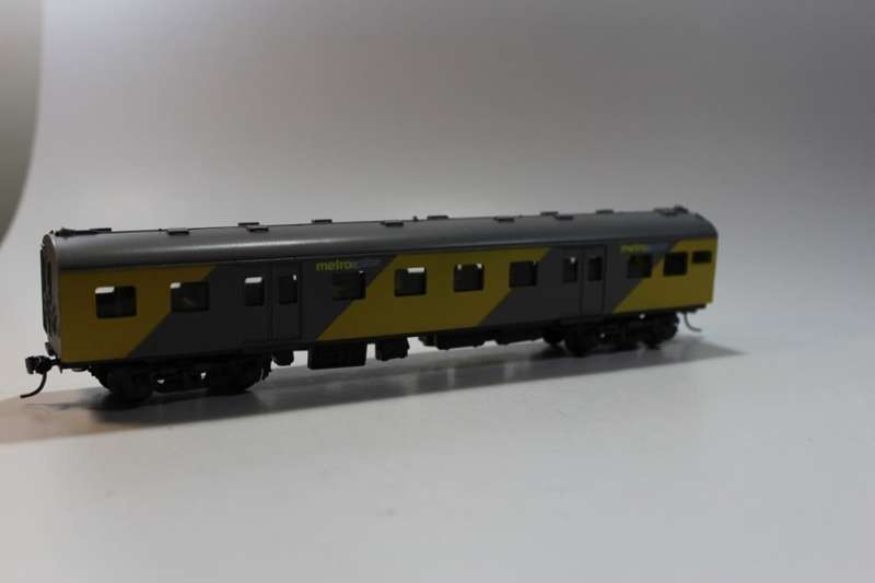 SARM :) South African Metro Plus 3rd Class Passenger Coach (Kadee Couplers)