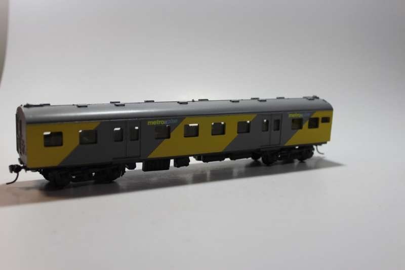 SARM :) South African Metro Plus 3rd Class Passenger Coach (Kadee Couplers)