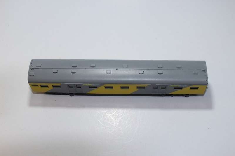 SARM :) South African Metro Plus 1st Class Passenger Coach (Kadee Couplers)