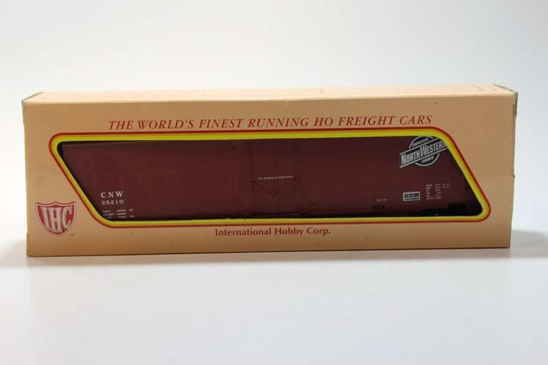 "North Western" Box Wagon