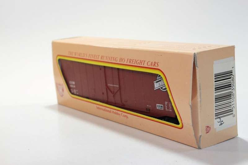 "North Western" Box Wagon