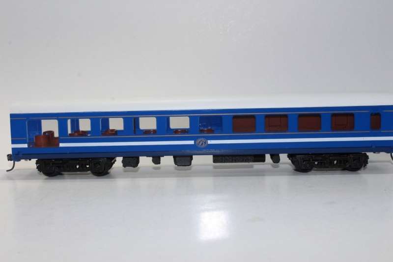 SARM :) Blue Train Observation Wagon (Kadee Couplers)