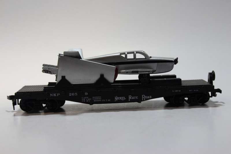 40' Flat wagon with aircraft load