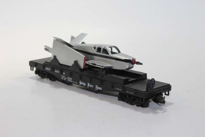 40' Flat wagon with aircraft load