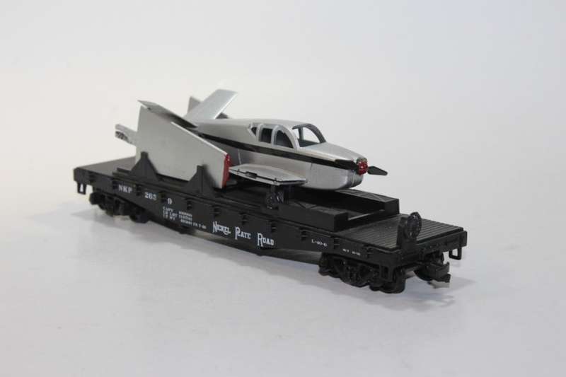 40' Flat wagon with aircraft load