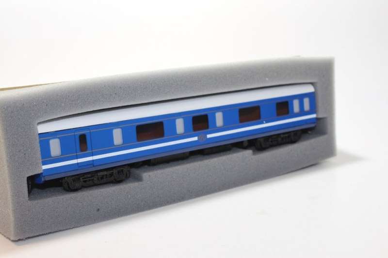 SARM : Blue Train Deluxe Coach (Kadee Couplers)