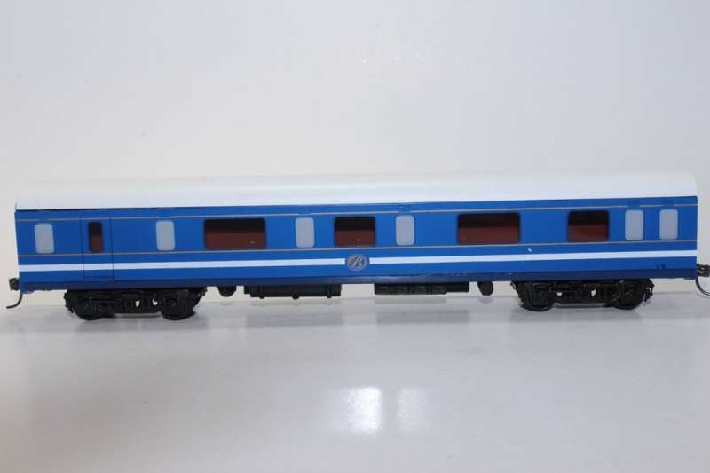 SARM : Blue Train Deluxe Coach (Kadee Couplers)