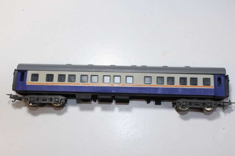 Transkaroo Passenger Coach ( Spoornet Colours )
