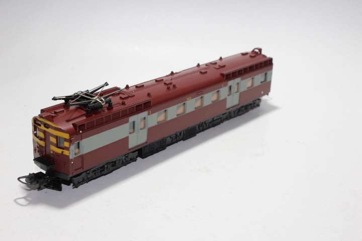 Lima : South African Suburban Coach (Dummy)