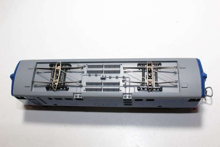 Lima: 5E Electric Blue Train Locomotive (Powered) - Spoornet Blue