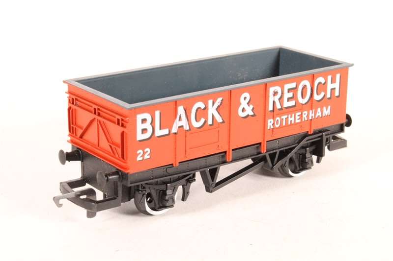 Hornby: Black and Reooch Coal Wagon