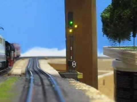 Marklin : Colour Light Distance Railway Signal