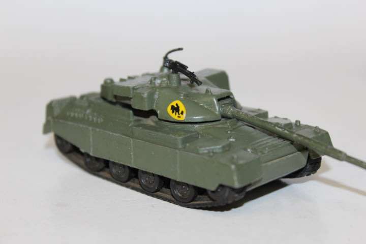Military Tank (HO)