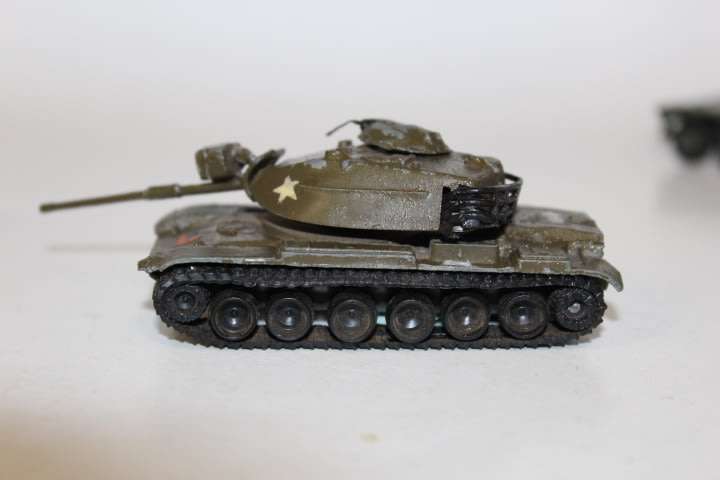 Military Tank (HO)