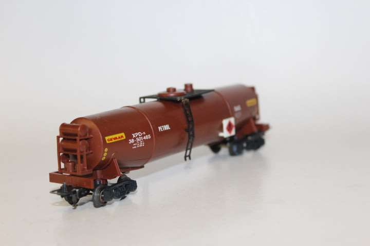 Lima : SAR XPD Petrol Tanker