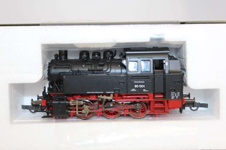 Roco Steam locomotive class BR 80