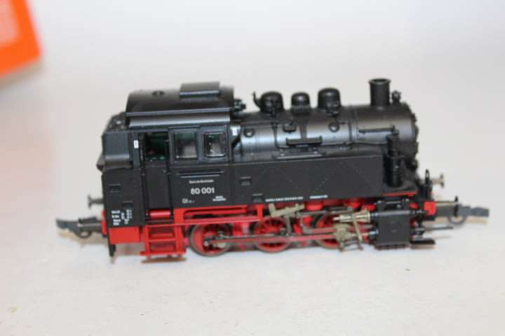 Roco Steam locomotive class BR 80
