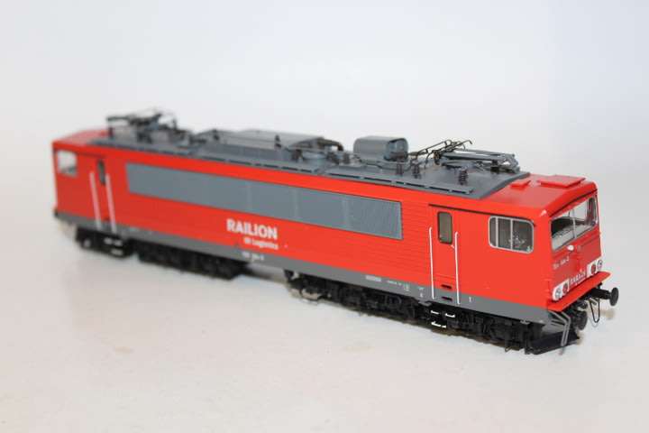 Roco BR 155 electric locomotive, DB AG  (Digital Sound)