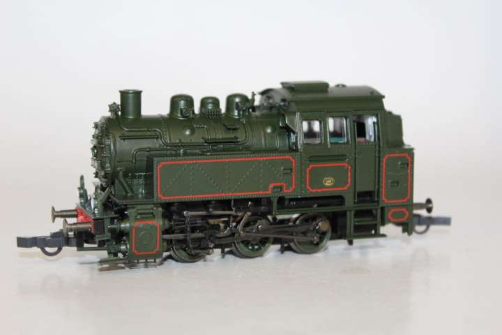 Roco: SNCF Tank Steam Engine