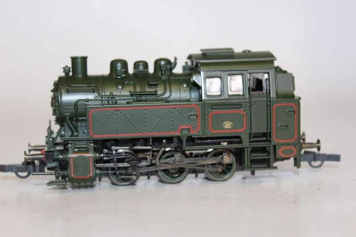 Roco: SNCF Tank Steam Engine