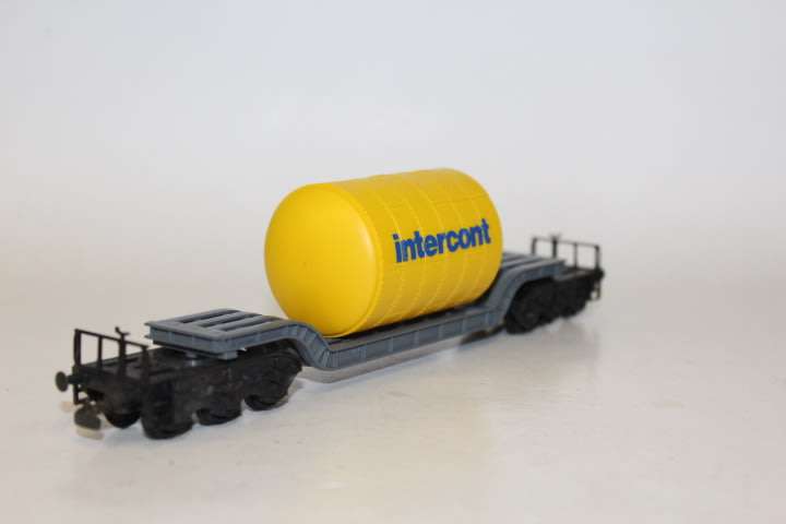 Flated Wagon with Intercon Tank Load