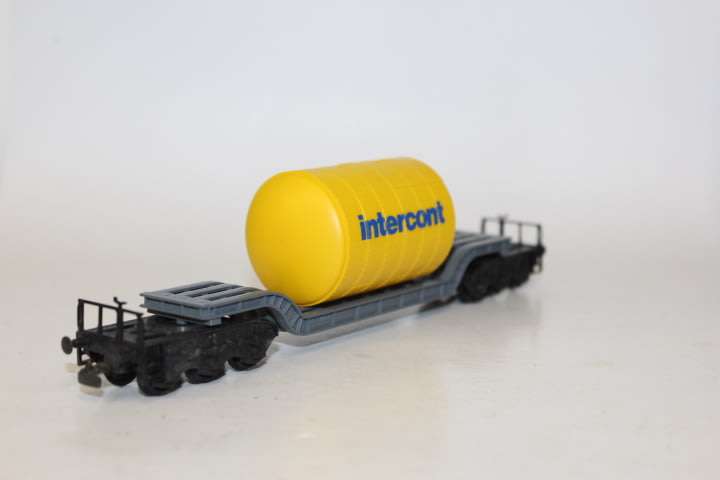 Flated Wagon with Intercon Tank Load