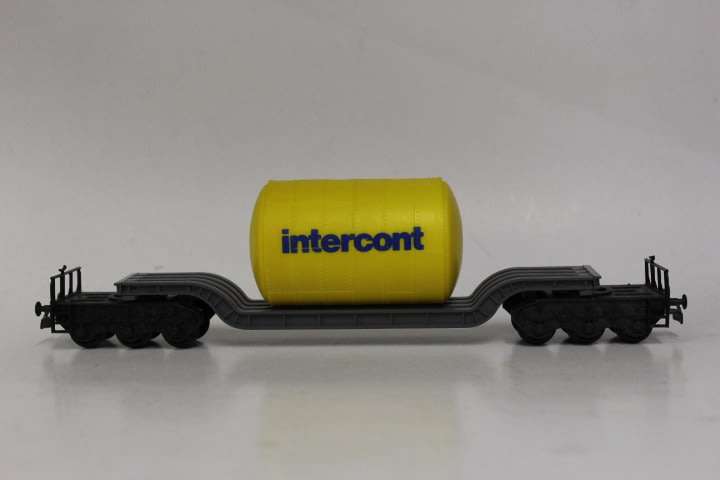 Flated Wagon with Intercon Tank Load