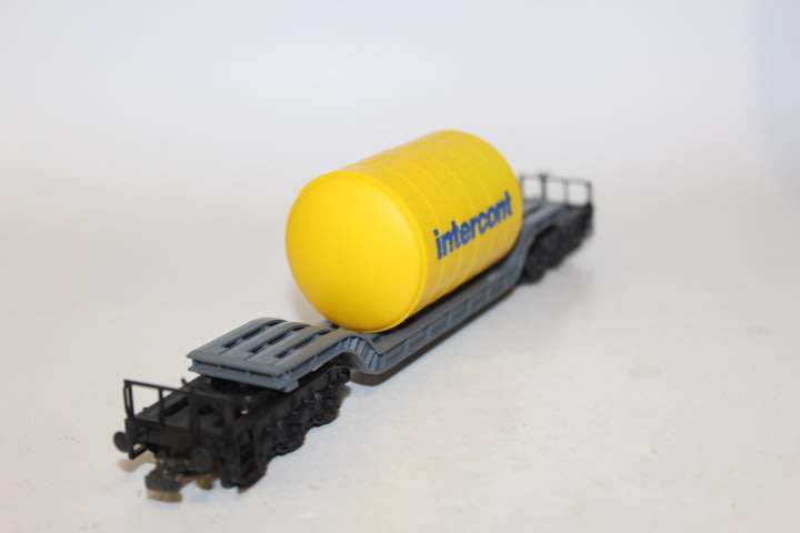 Flated Wagon with Intercon Tank Load