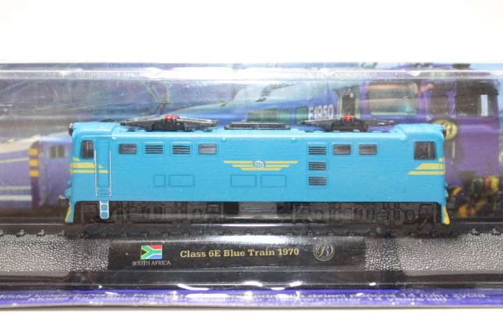 Locomotives of the World Magazine + 6E Blue Train Static Model