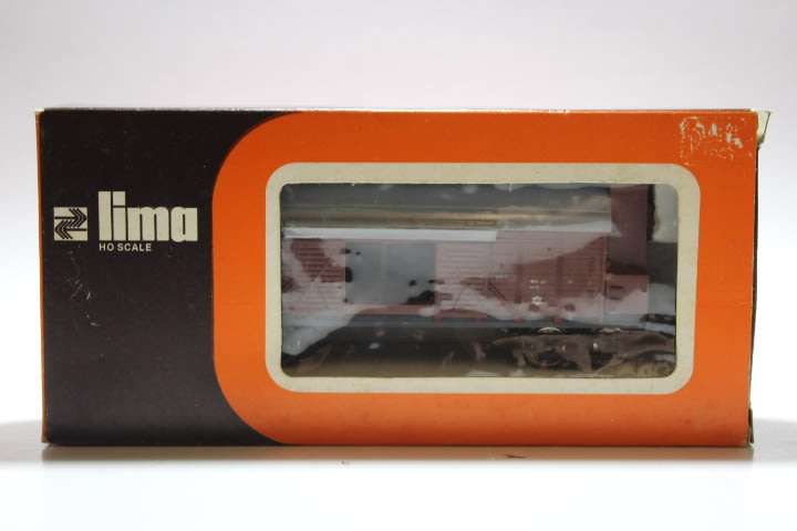 Lima : Box Wagon with brakemans cab (New)