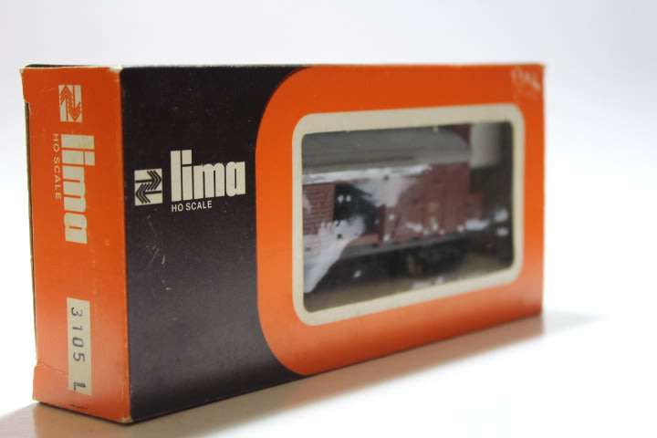 Lima : Box Wagon with brakemans cab (New)