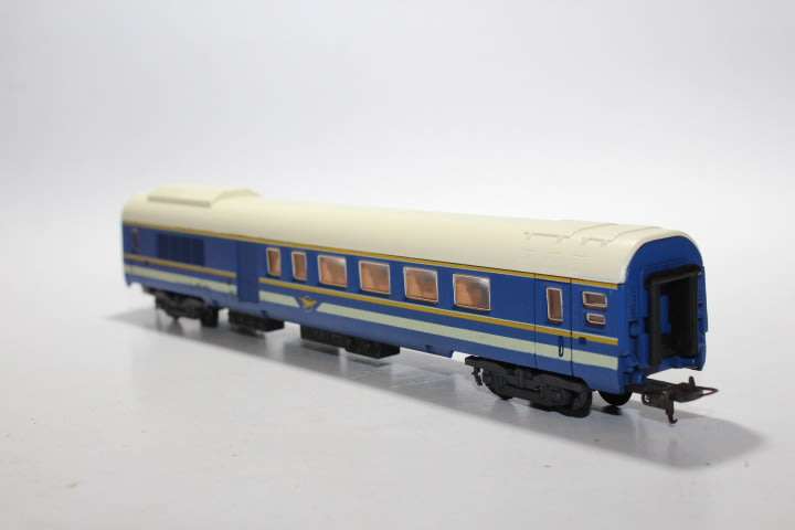 Lima : Blue Train Combination Coach