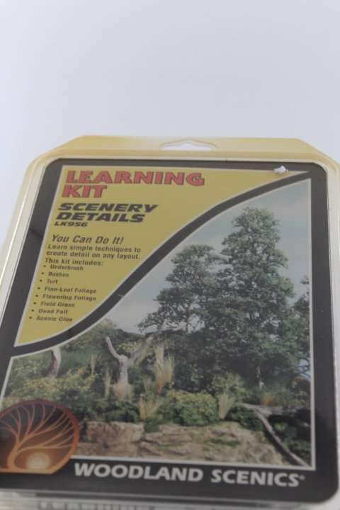Woodlands Scenics : Learning Kit -Scenery Details